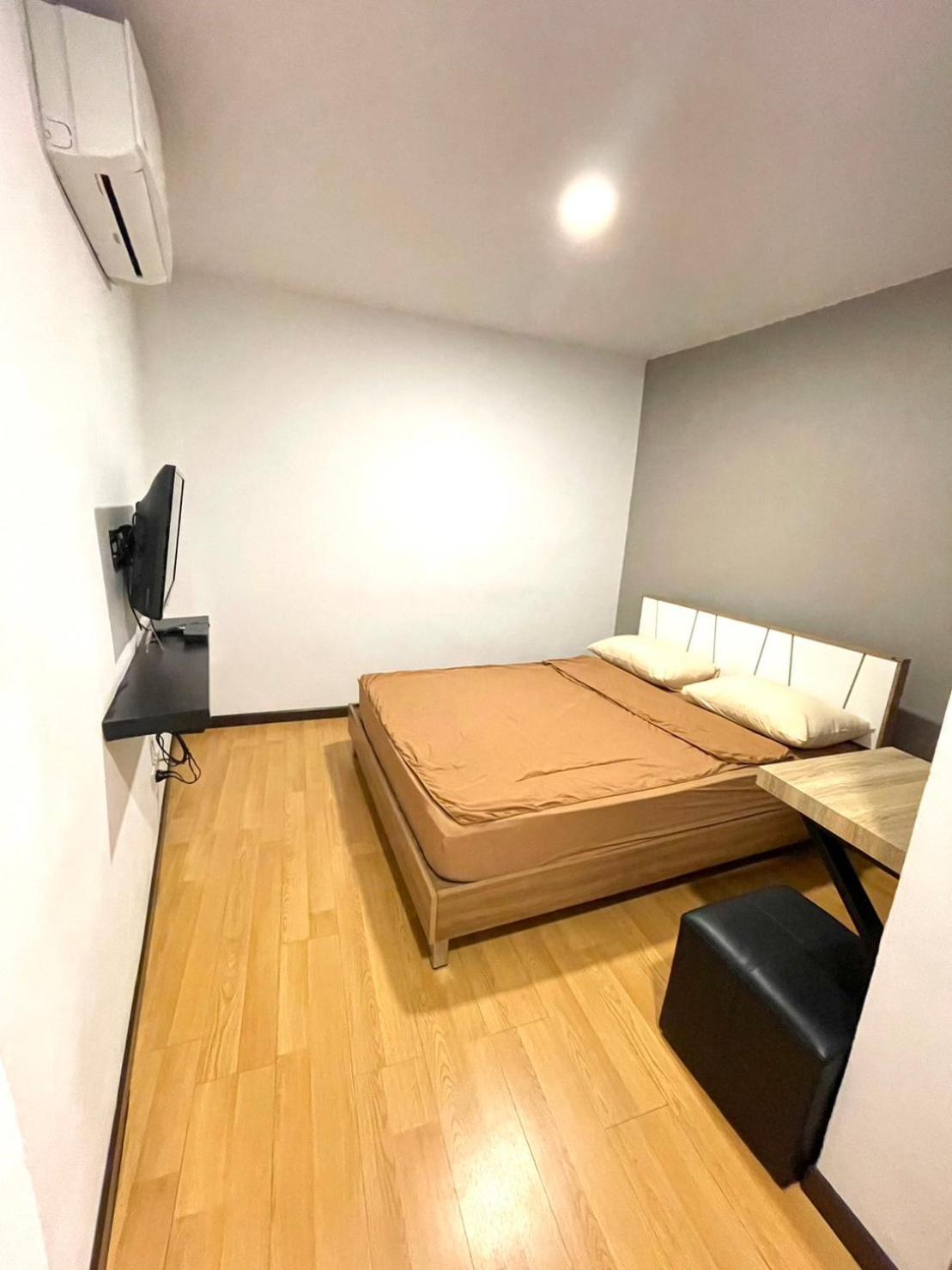 Inn Trog And Inn Soi (Adults Only) Bangkok Dış mekan fotoğraf
