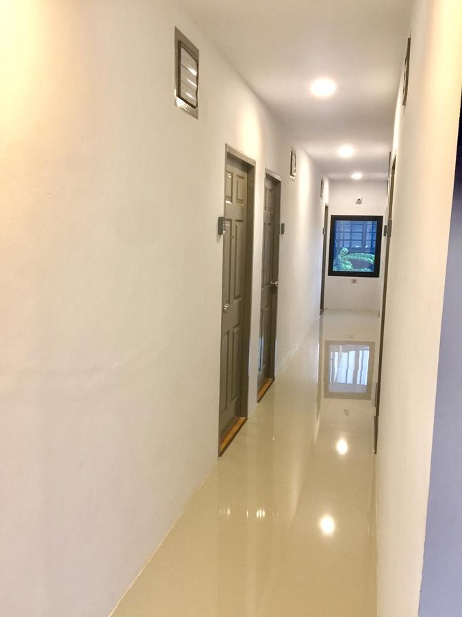 Inn Trog And Inn Soi (Adults Only) Bangkok Dış mekan fotoğraf
