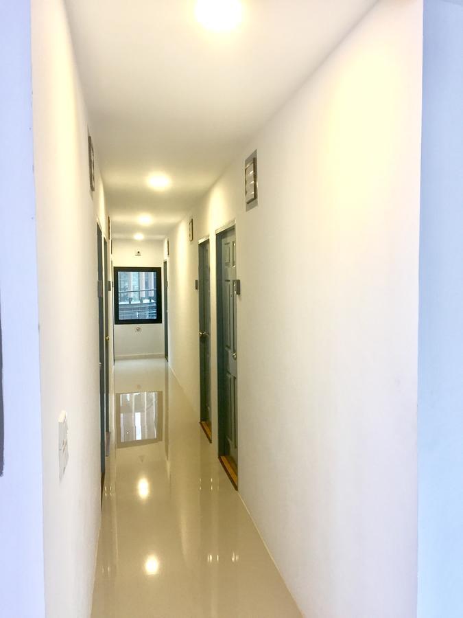 Inn Trog And Inn Soi (Adults Only) Bangkok Dış mekan fotoğraf